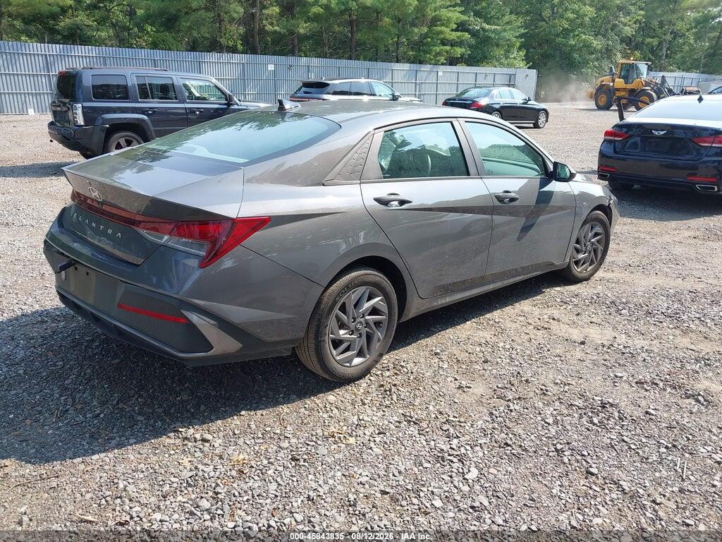 KMHLM4DG9RU849528 2024 HYUNDAI ELANTRA photo no. 4