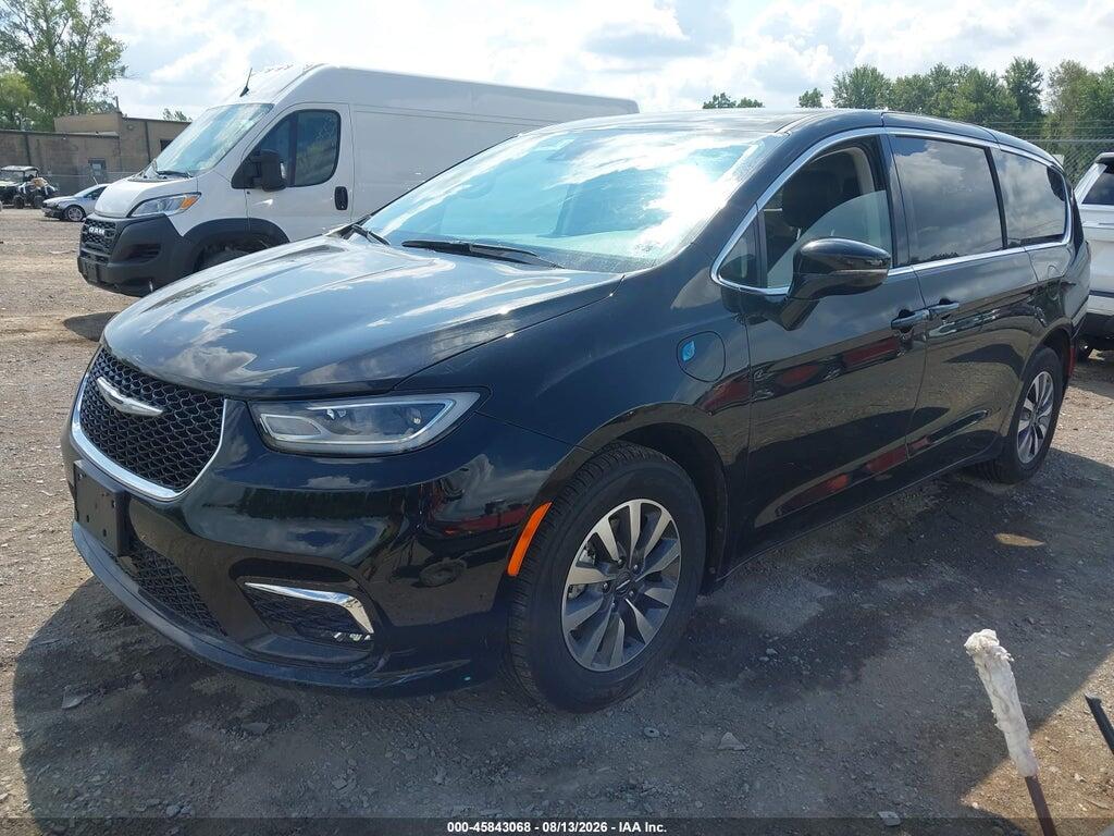 2C4RC1S78RR164453 2024 CHRYSLER PACIFICA HYBRID photo no. 2