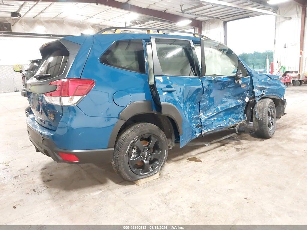 JF2SKAJC1RH525327 2024 SUBARU FORESTER photo no. 4