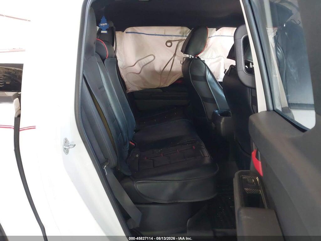 3TYLB5JN7RT014197 2024 TOYOTA TACOMA photo no. 8