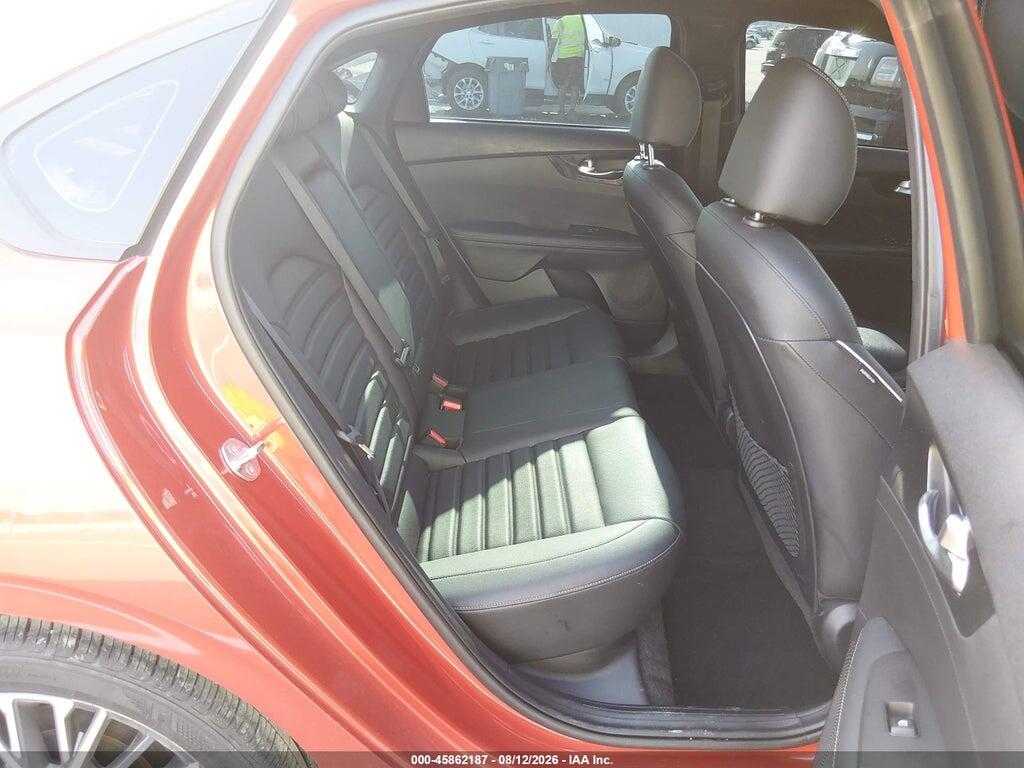 3KPF54AD4PE684959 2023 KIA FORTE photo no. 8