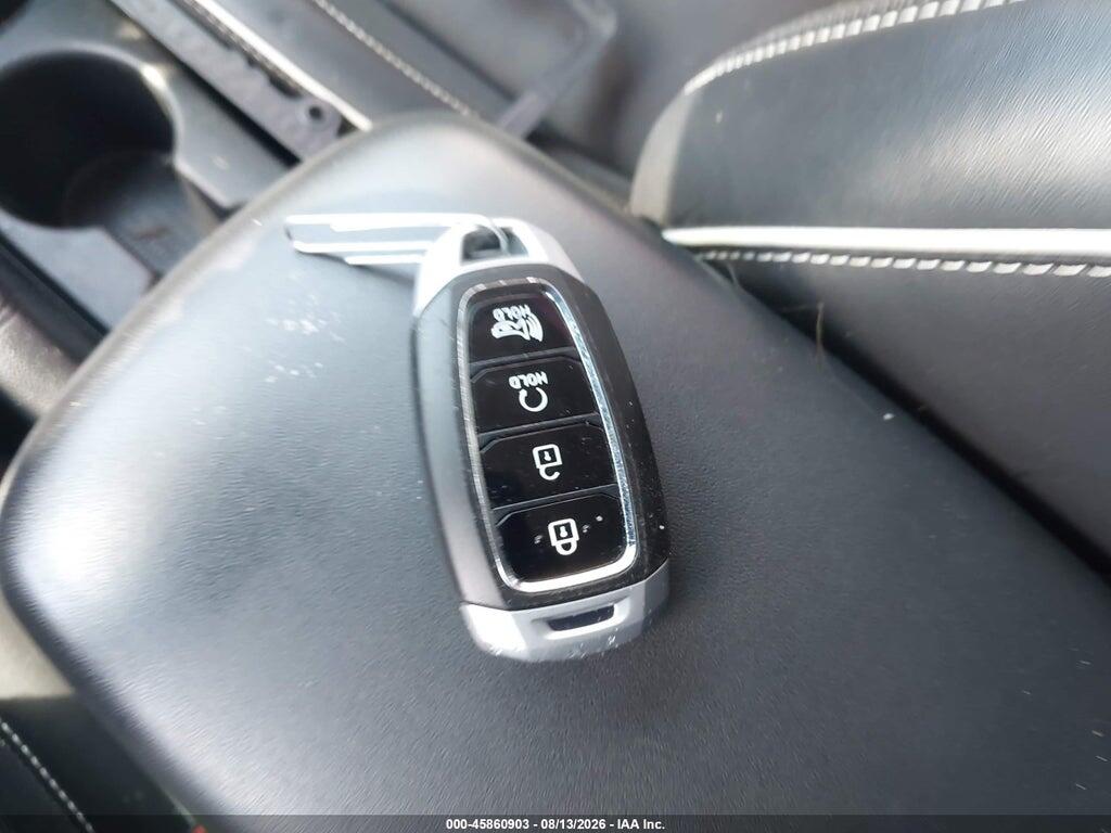KMHRC8A37PU267527 2023 HYUNDAI VENUE photo no. 11