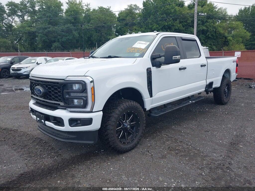 1FT8W3BA4PED39589 2023 FORD F-350 photo no. 2