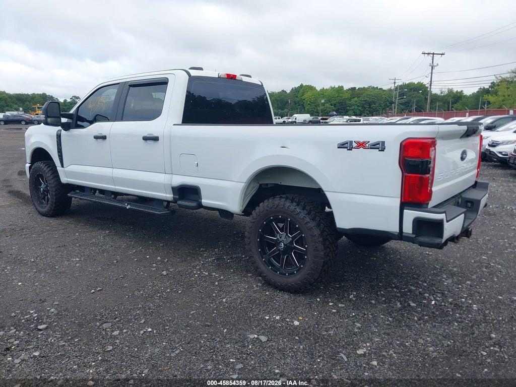 1FT8W3BA4PED39589 2023 FORD F-350 photo no. 3