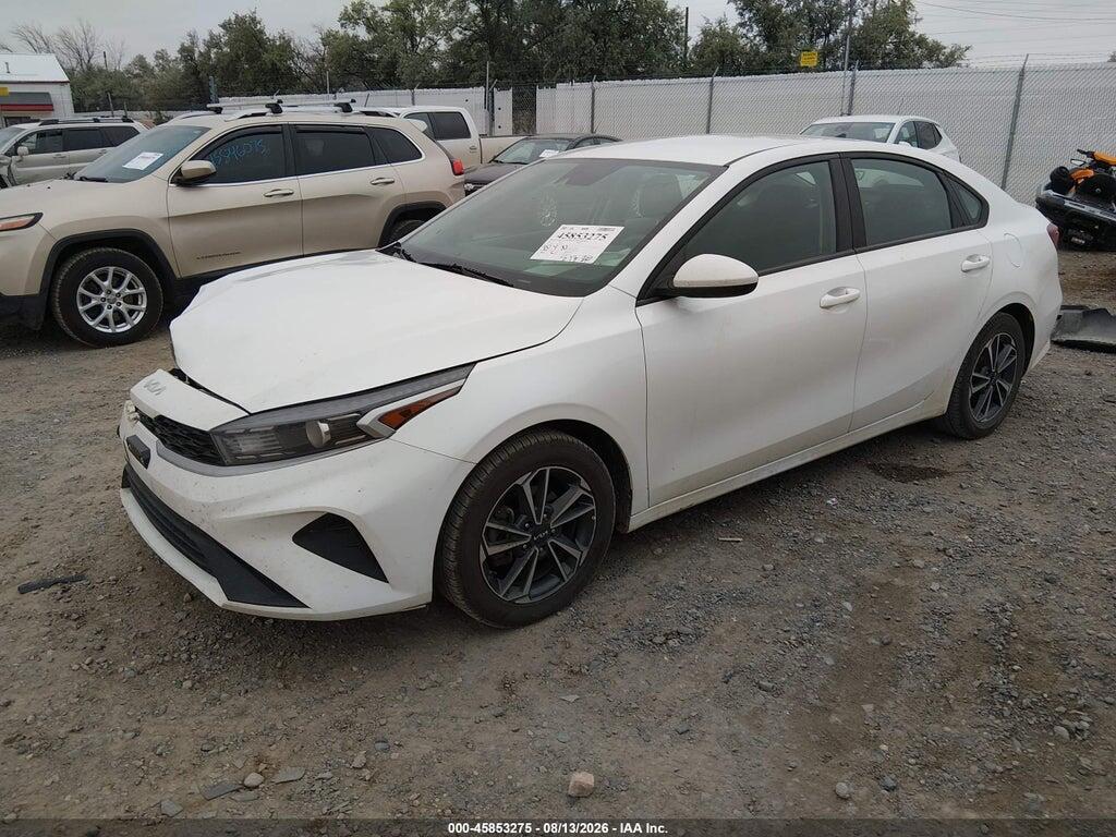 3KPF24AD9PE647592 2023 KIA FORTE photo no. 2