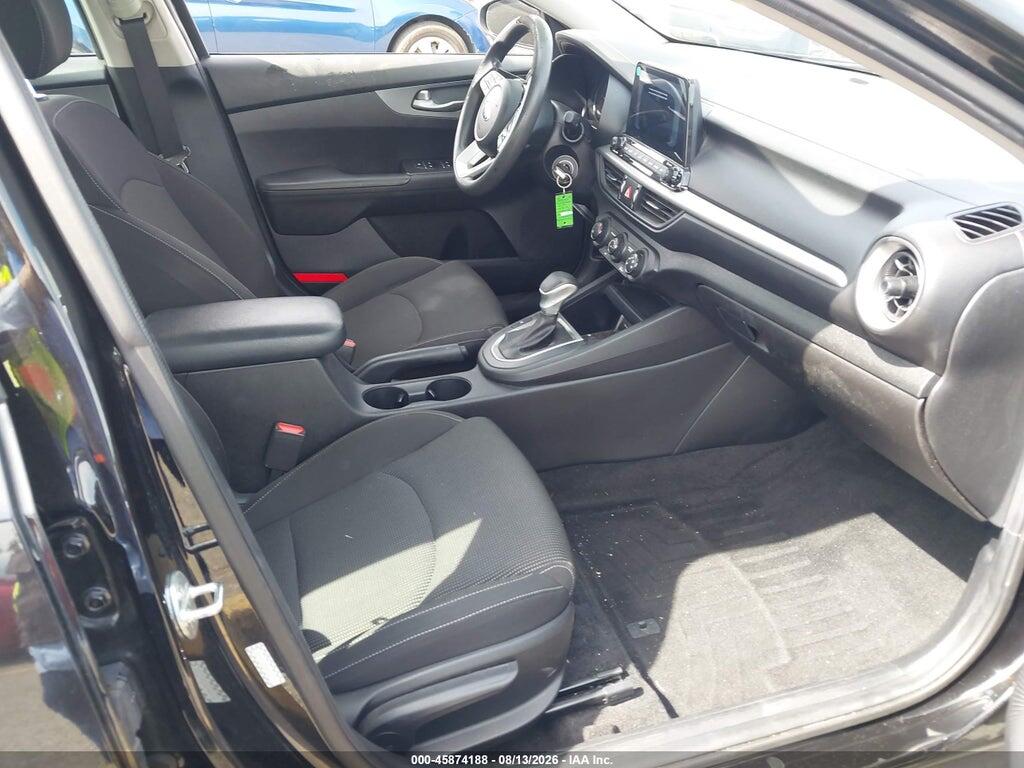 3KPF24AD7ME313735 2021 KIA FORTE photo no. 5