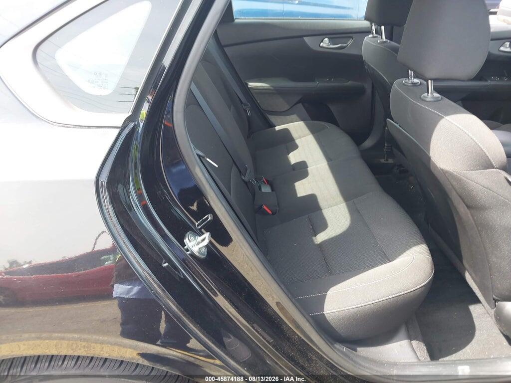 3KPF24AD7ME313735 2021 KIA FORTE photo no. 8