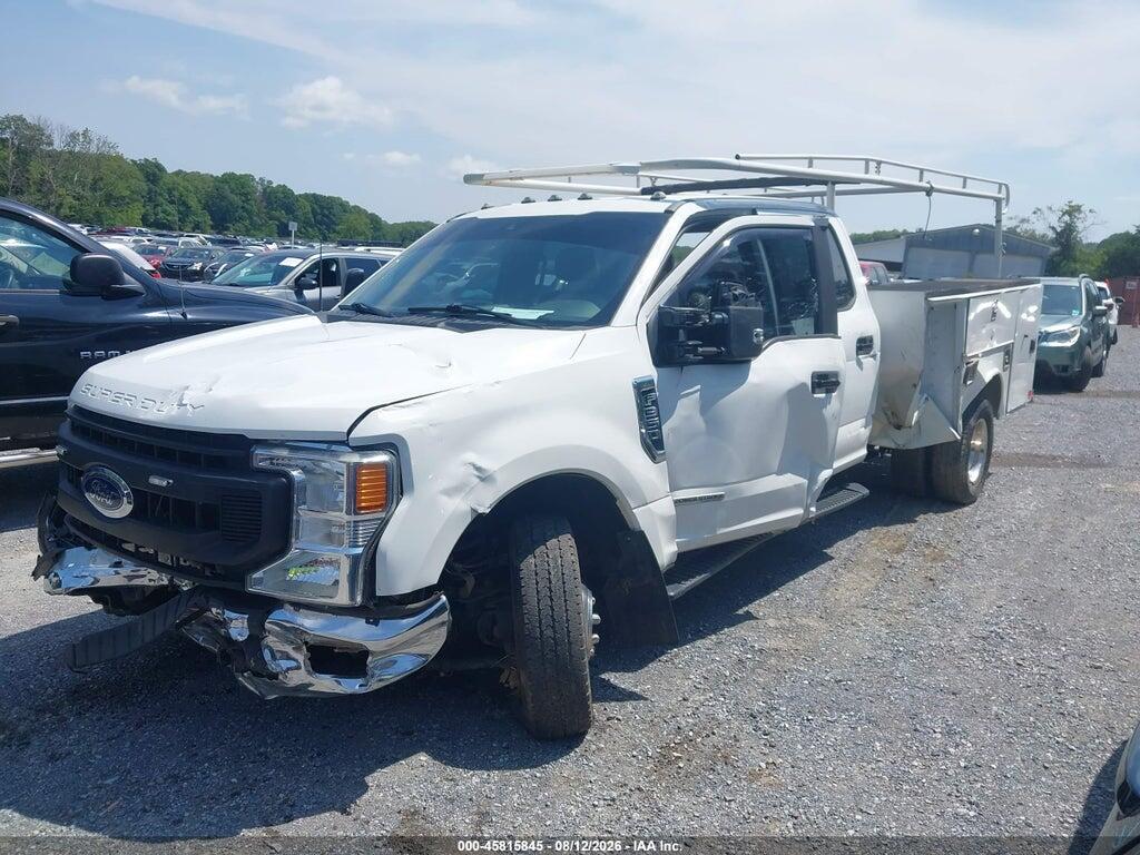 1FD8W3HT1LEE52060 2020 FORD F-350 CHASSIS photo no. 2