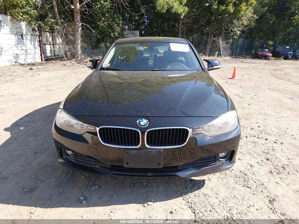 WBA3C3C59DF146524 2013 BMW 320I photo no. 12