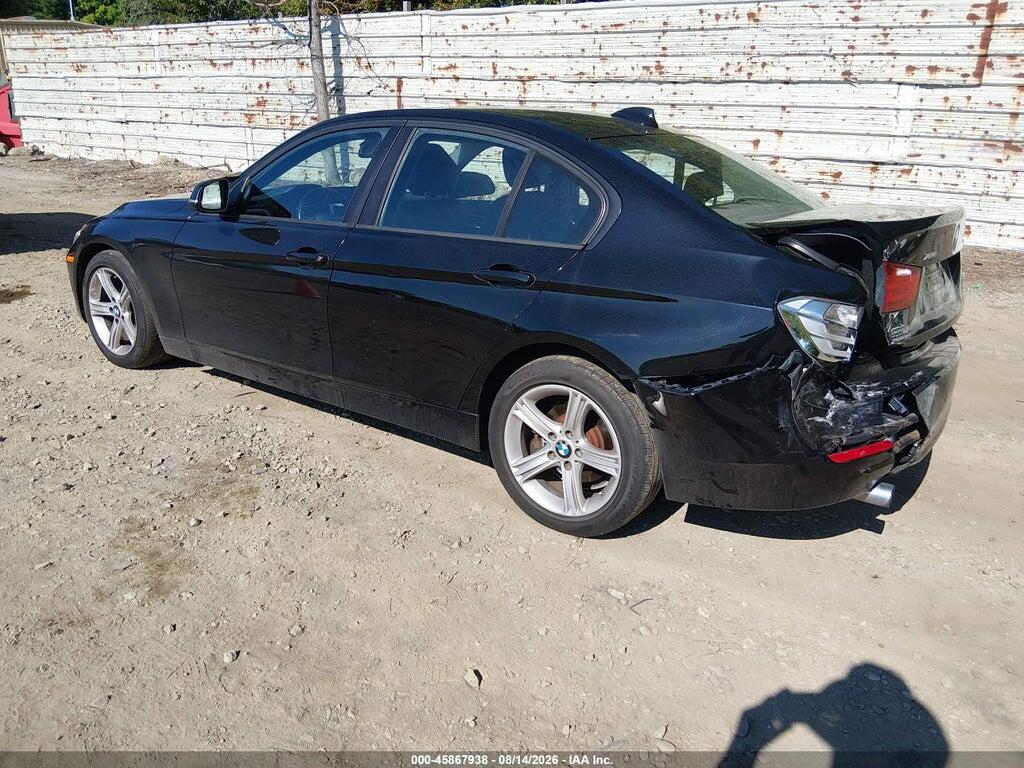 WBA3C3C59DF146524 2013 BMW 320I photo no. 3