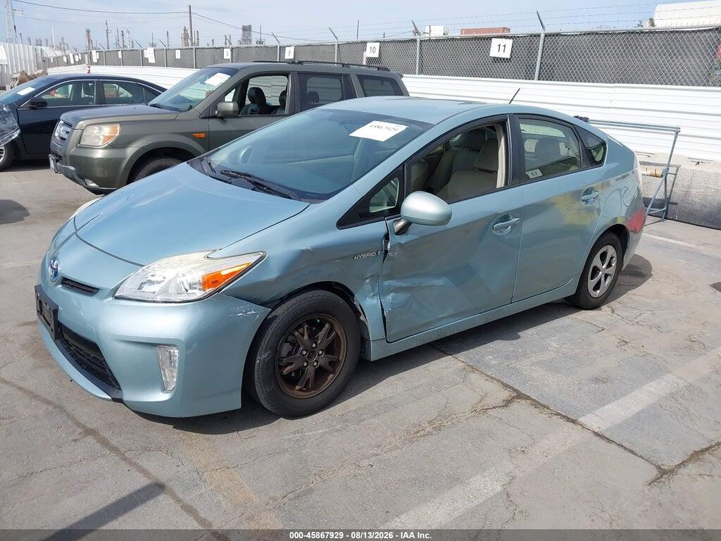 JTDKN3DU6D5644670 2013 TOYOTA PRIUS photo no. 2