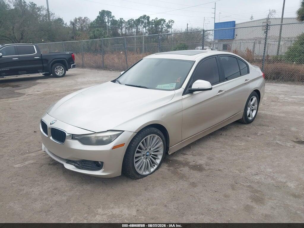 WBA3A5G55DNP21302 2013 BMW 328I photo no. 2
