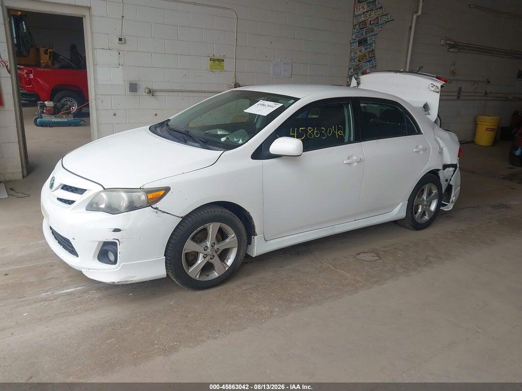 2T1BU4EEXDC088558 2013 TOYOTA COROLLA photo no. 2