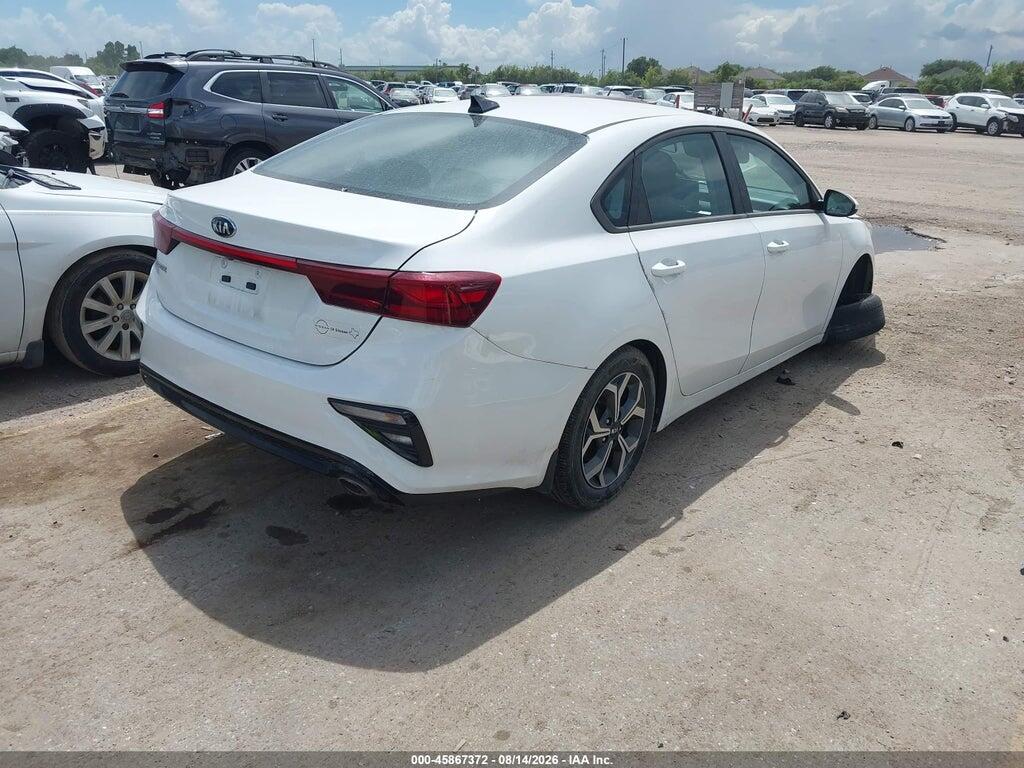 3KPF24AD9ME374875 2021 KIA FORTE photo no. 4