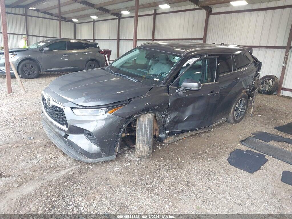 5TDGZRAH2MS031640 2021 TOYOTA HIGHLANDER photo no. 2
