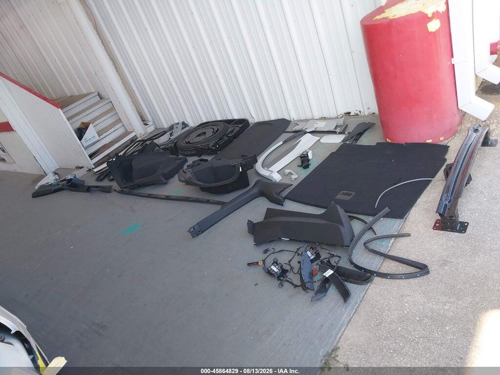 WA1DECF37M1131586 2021 AUDI Q3 photo no. 12