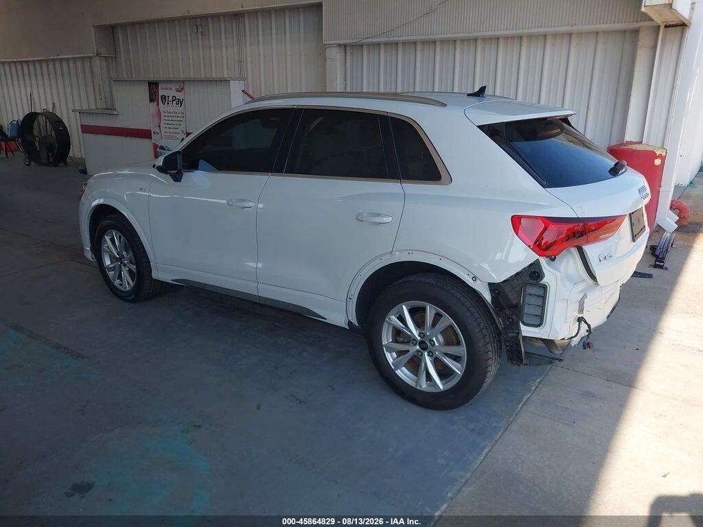 WA1DECF37M1131586 2021 AUDI Q3 photo no. 3