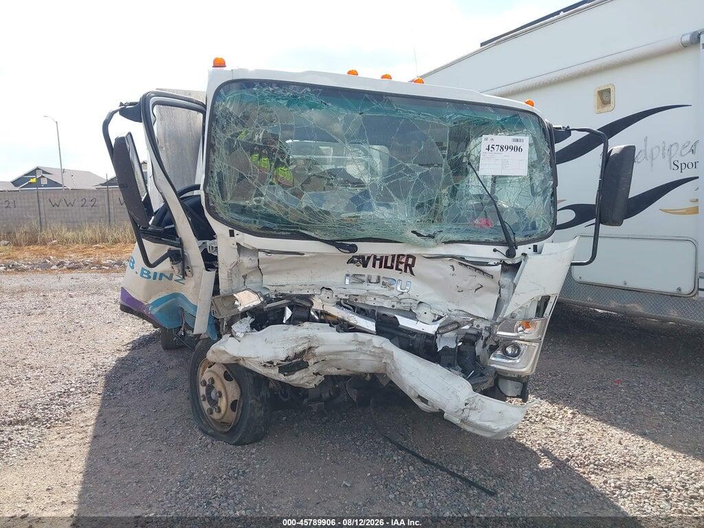54DC4W1D2RS208982 2024 ISUZU NPR HD photo no. 11