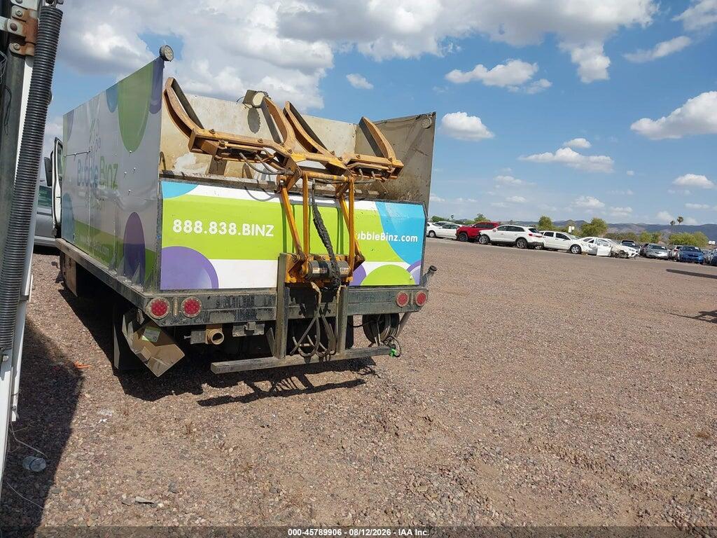 54DC4W1D2RS208982 2024 ISUZU NPR HD photo no. 3