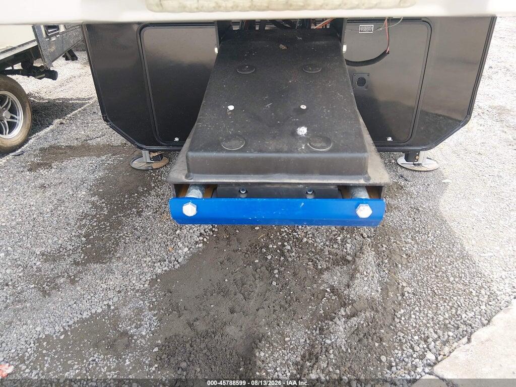 1UJCF0BV0R1RU0052 2024 JAYCO 36SSWS photo no. 10