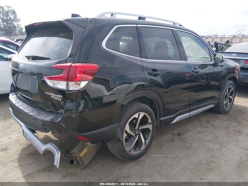 JF2SKARC4PH502125 2023 SUBARU FORESTER photo no. 4