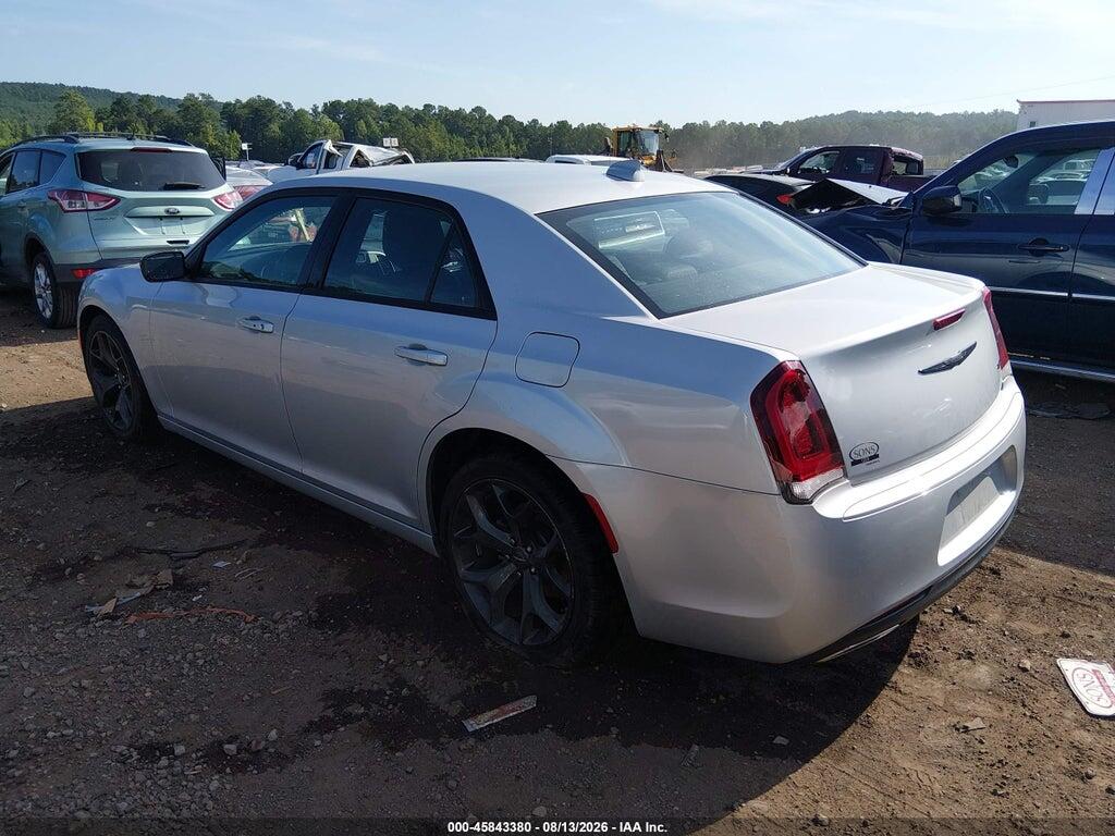 2C3CCAAG7PH600868 2023 CHRYSLER 300 photo no. 3