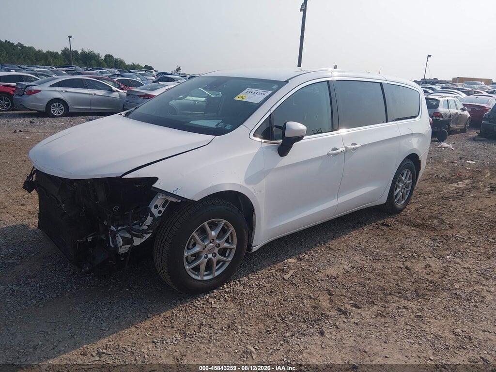 2C4RC1CG9PR606930 2023 CHRYSLER VOYAGER photo no. 2