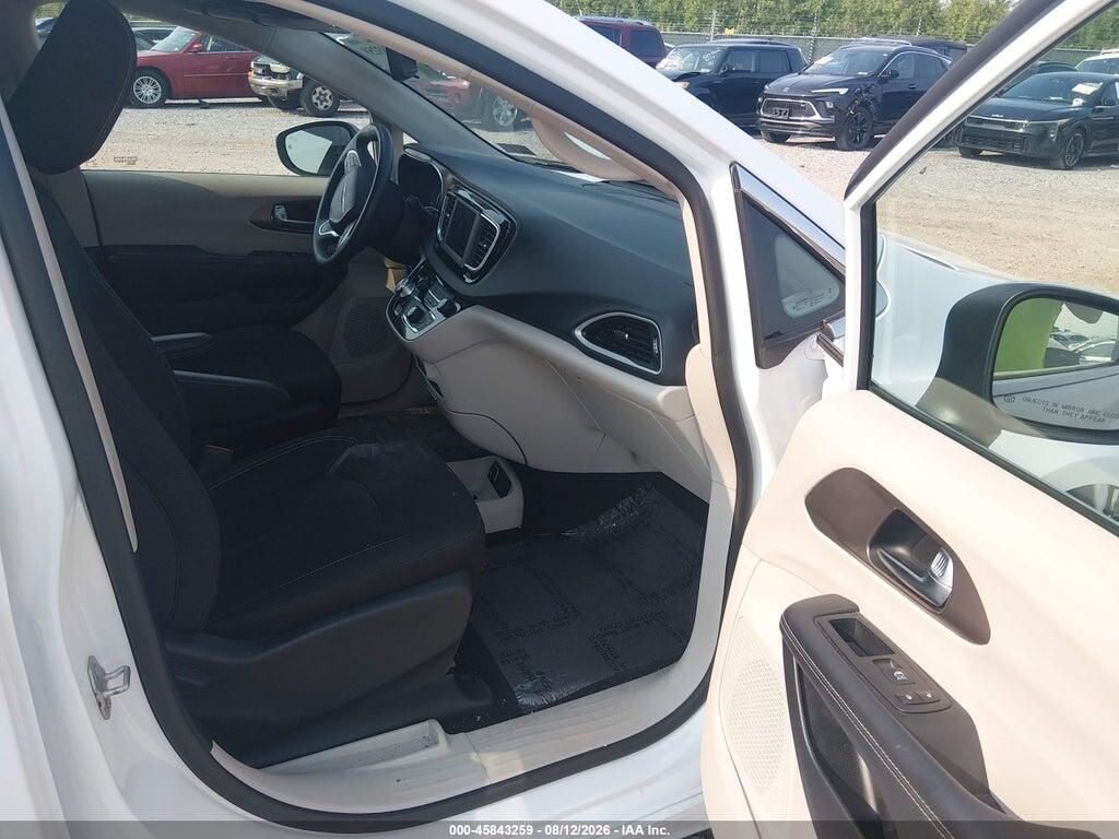 2C4RC1CG9PR606930 2023 CHRYSLER VOYAGER photo no. 5