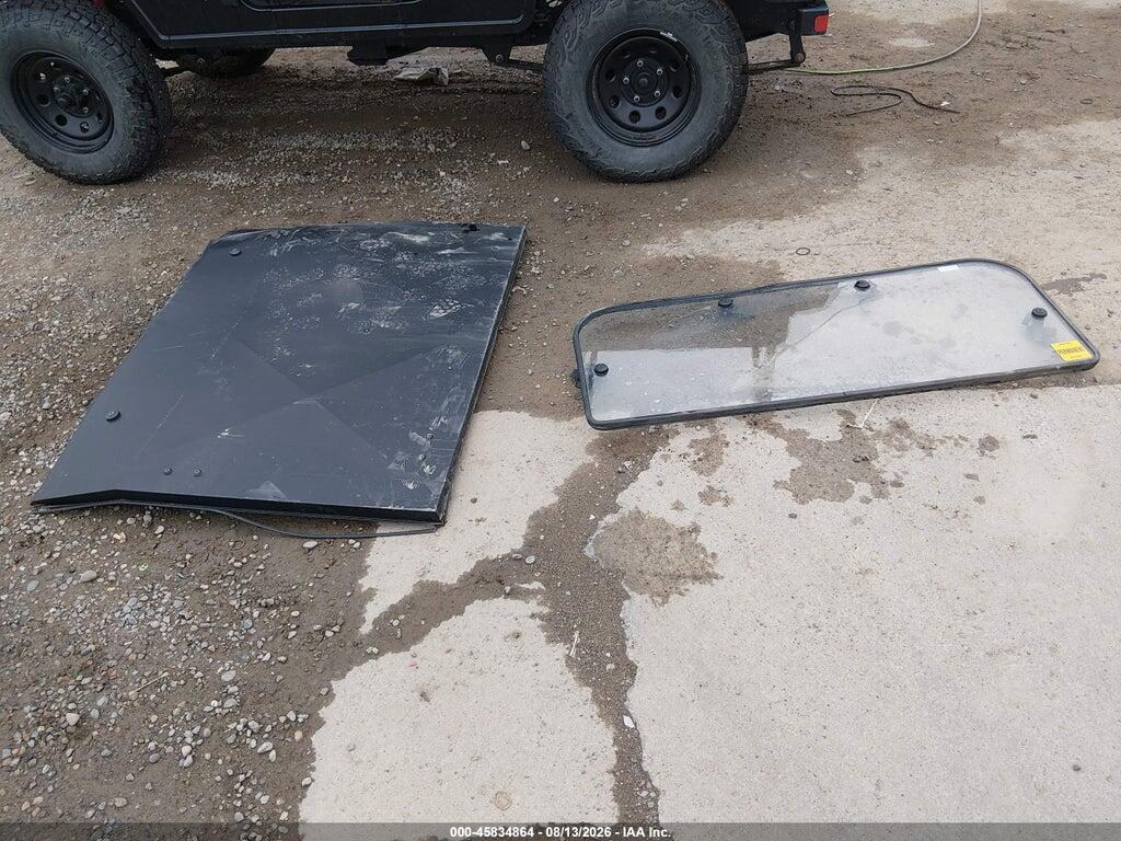 A5ZAAAAATPA010718 2023 MAHINDRA ROXOR photo no. 11