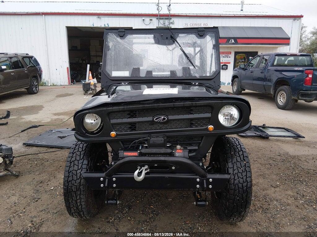 A5ZAAAAATPA010718 2023 MAHINDRA ROXOR photo no. 5