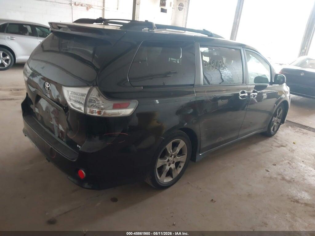5TDXK3DC4DS305700 2013 TOYOTA SIENNA photo no. 4