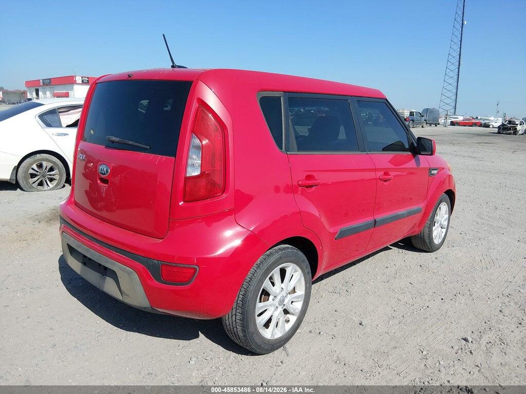 KNDJT2A57D7556255 2013 KIA SOUL photo no. 4
