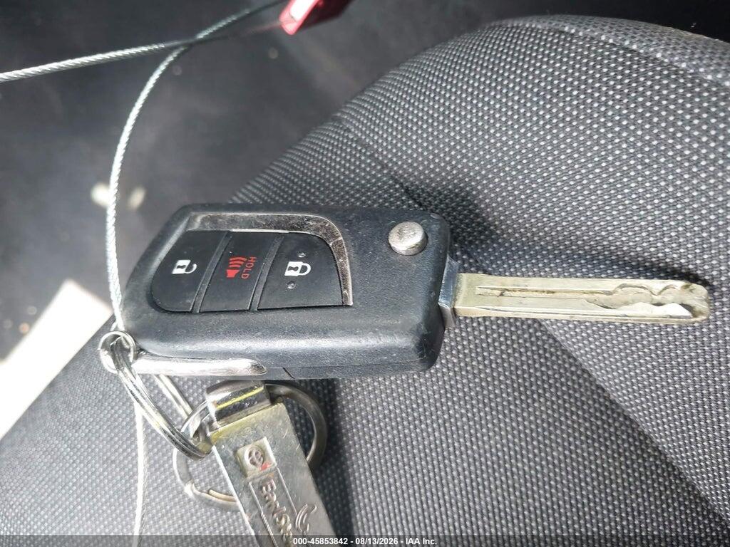 NMTKHMBX4MR125670 2021 TOYOTA C-HR photo no. 11