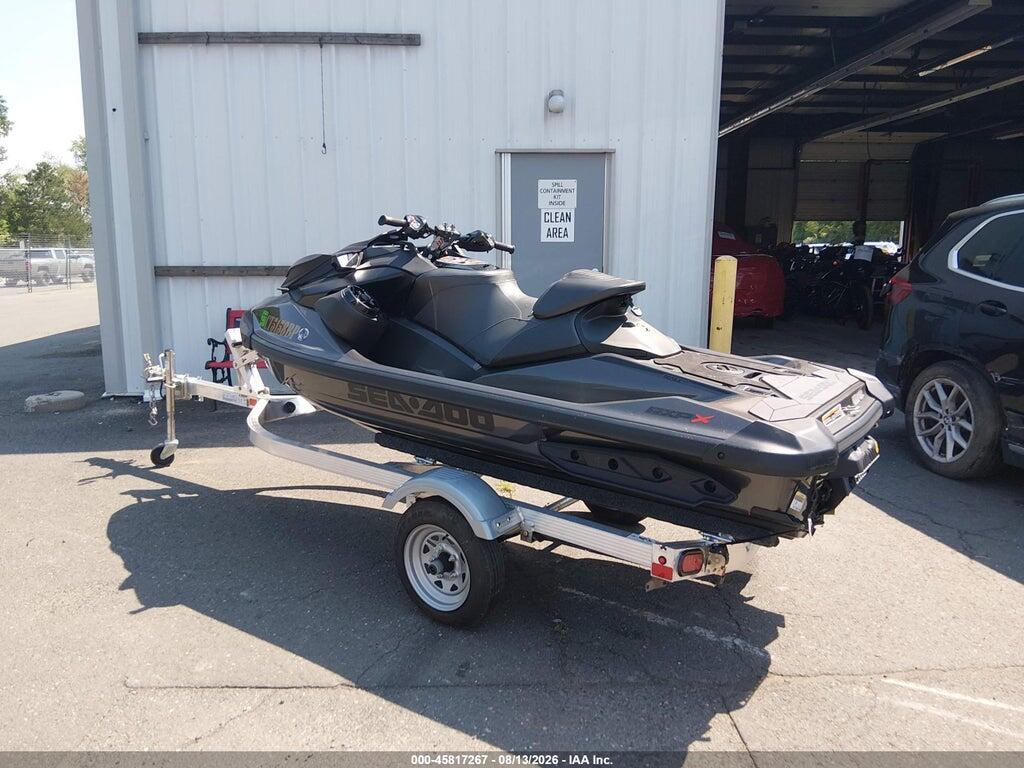 00000YDV66571B323 2023 SEADOO RXP-300 photo no. 3