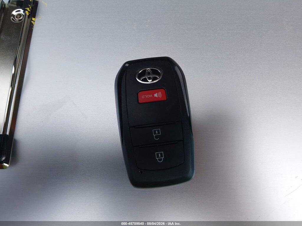 JTDAAAAF3P3016468 2023 TOYOTA CROWN photo no. 11