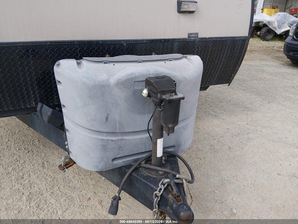 47CTS5P27DK170411 2013 DUTCHMEN KODIAK 263RLSL photo no. 10