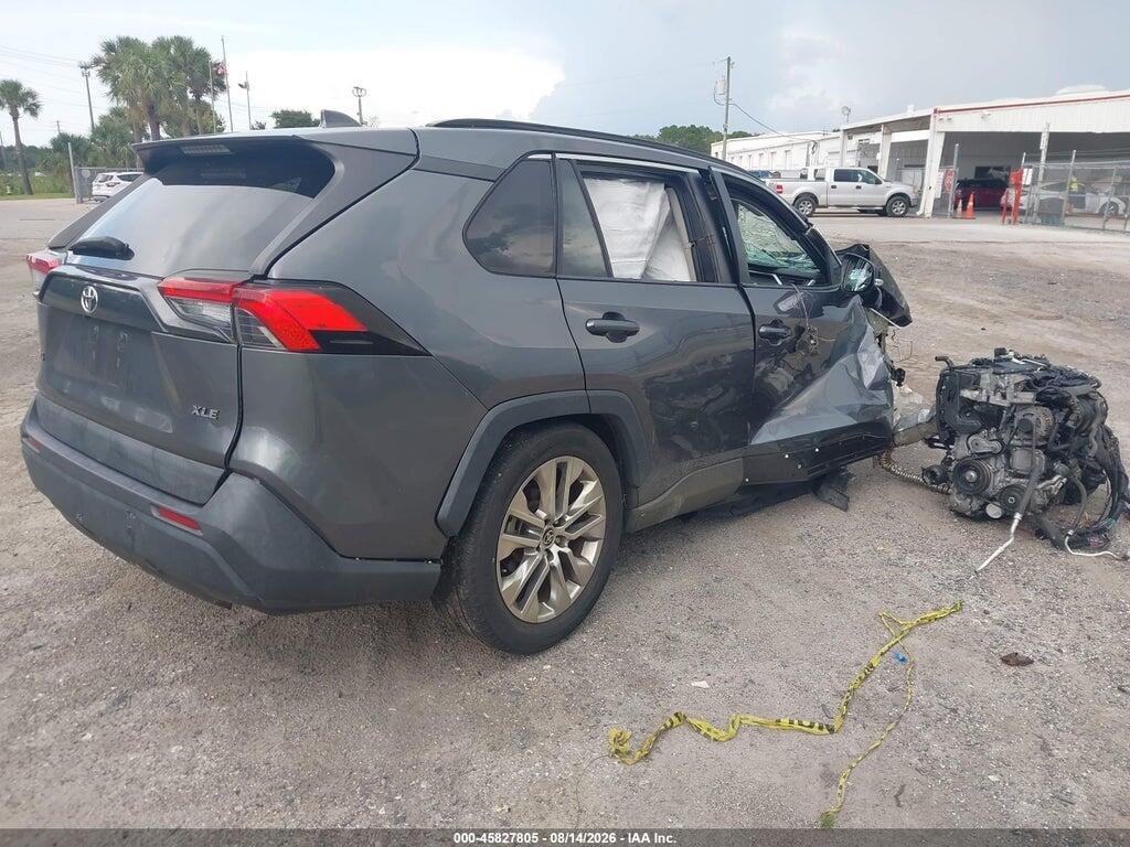 2T3C1RFV3MC114157 2021 TOYOTA RAV4 photo no. 4