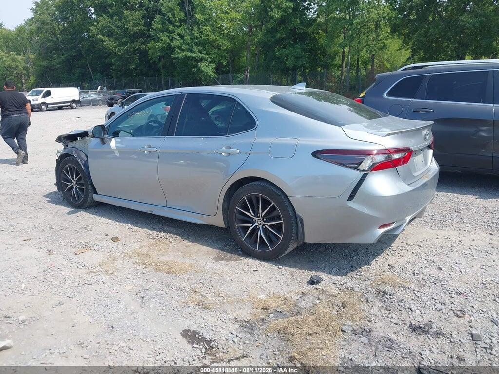 4T1G11BK2MU025895 2021 TOYOTA CAMRY photo no. 3