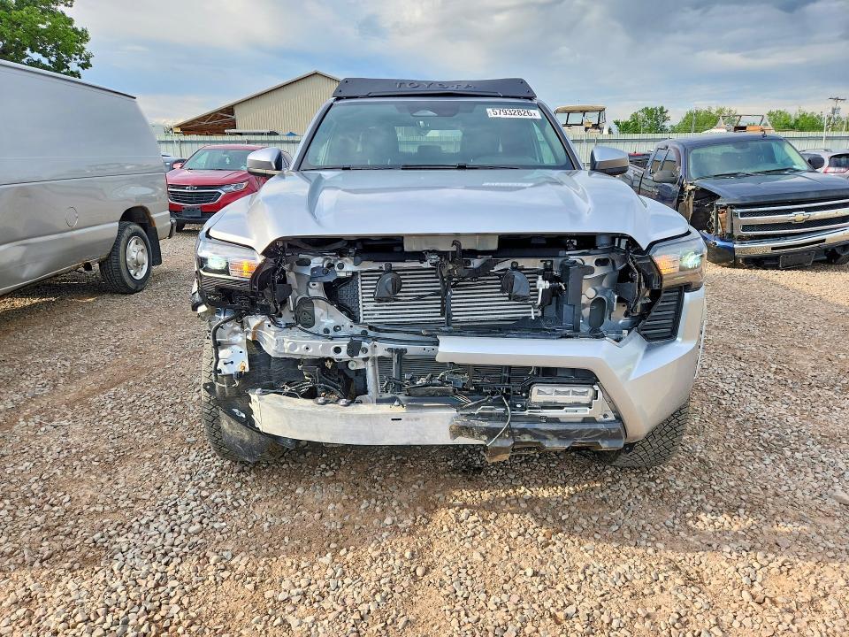 2025 TOYOTA TACOMA SR5 — Фото 5 из 13