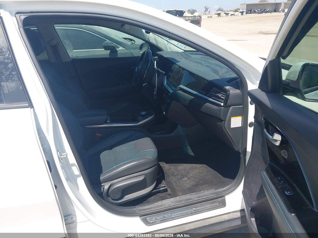 KNDCE3LG9L5060844 2020 KIA NIRO EV photo no. 5
