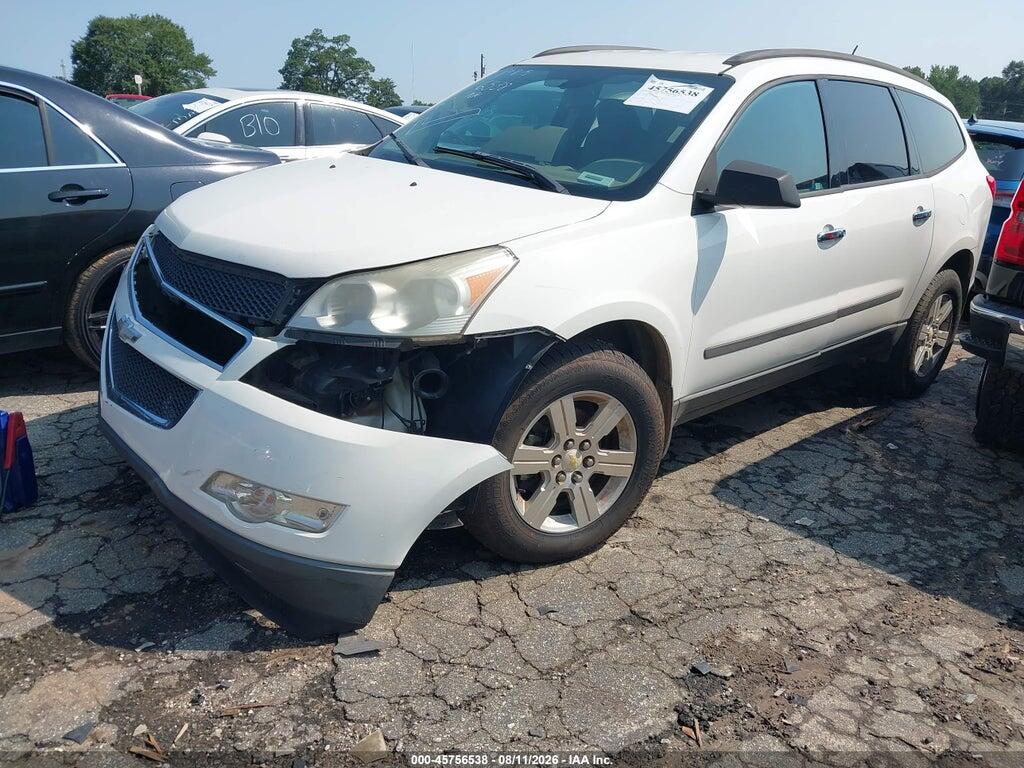 1GNKRFED5BJ350550 2011 CHEVROLET TRAVERSE photo no. 2