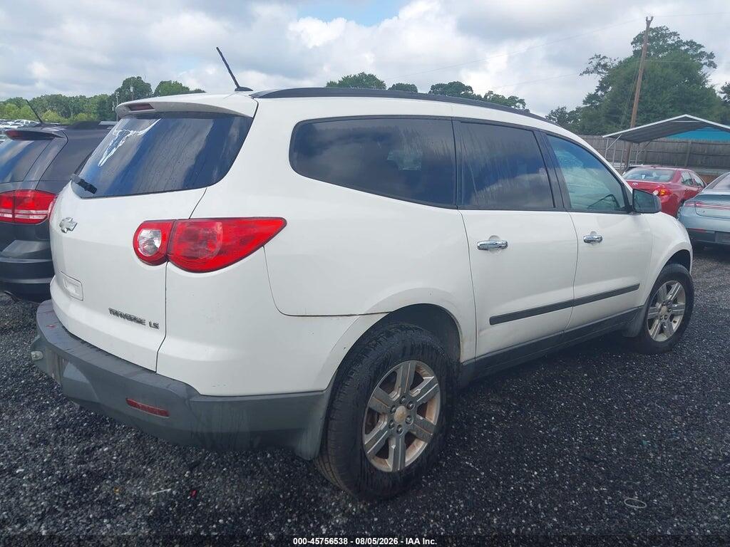 1GNKRFED5BJ350550 2011 CHEVROLET TRAVERSE photo no. 4