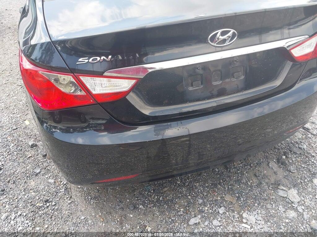 5NPEB4AC6BH202301 2011 HYUNDAI SONATA photo no. 12