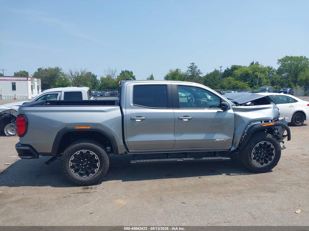 2026 GMC CANYON AT4 — Фото 13 из 16