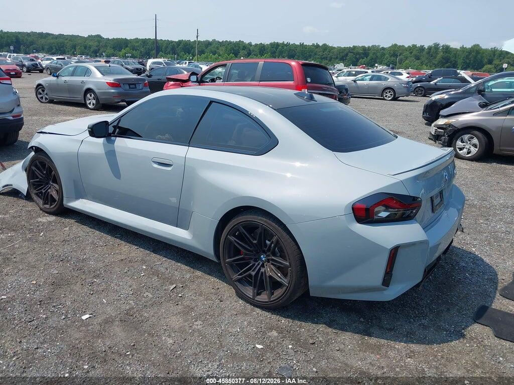 3MF23DM0XT8G13137 2026 BMW M2 photo no. 3