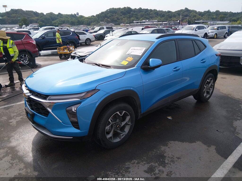 KL77LHEP2TC015786 2026 CHEVROLET TRAX photo no. 2