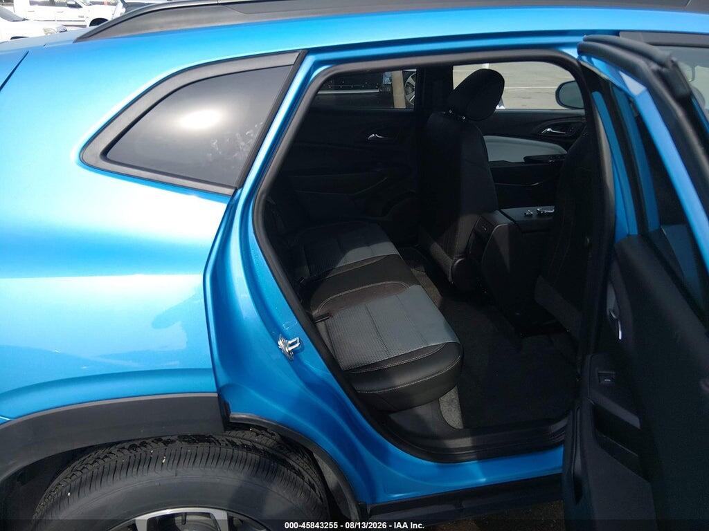 KL77LHEP2TC015786 2026 CHEVROLET TRAX photo no. 8