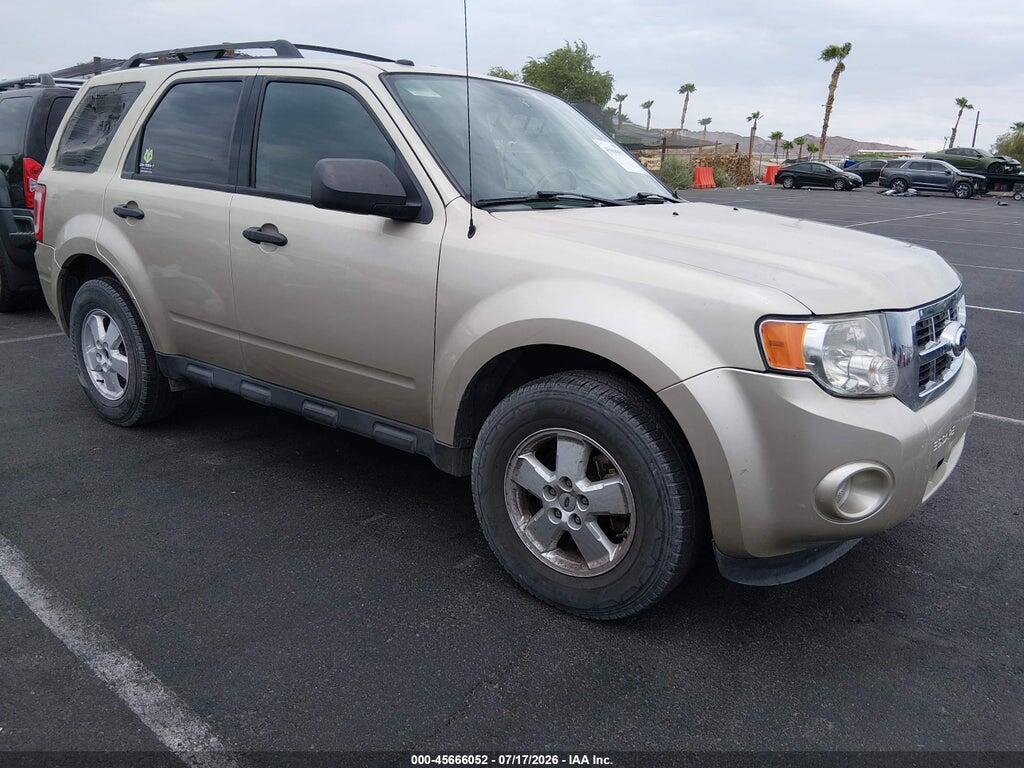 1FMCU0DG2BKA87184 2011 FORD ESCAPE photo no. 1