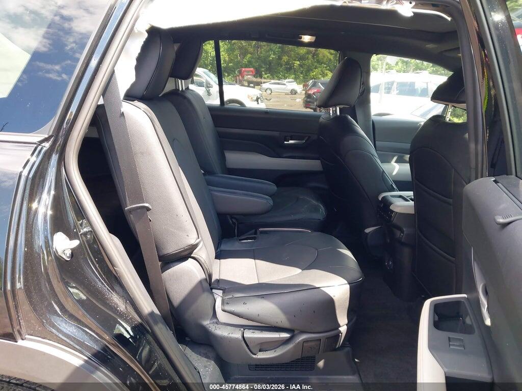 5TDADAB56TS040785 2026 TOYOTA GRAND HIGHLANDER HYBRID photo no. 8