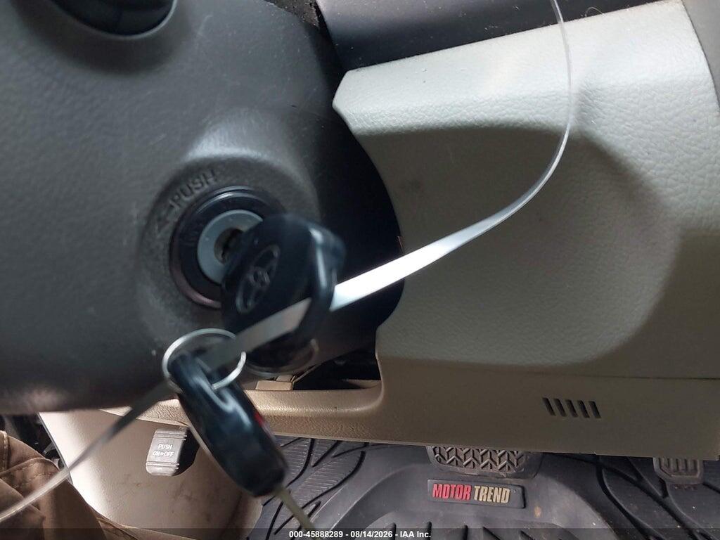 4T1BF3EK7BU758167 2011 TOYOTA CAMRY photo no. 11